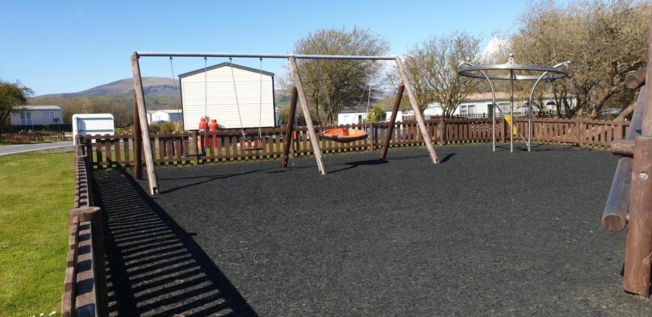 Port Haverigg Marina Village ミロム エクステリア 写真